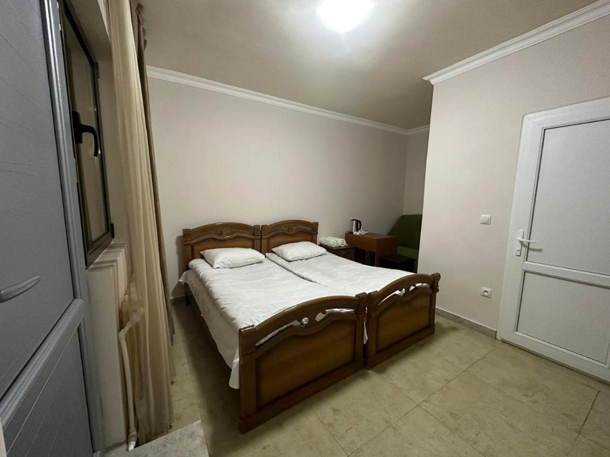 Hotel Amigo เยเรวาน ภายนอก รูปภาพ